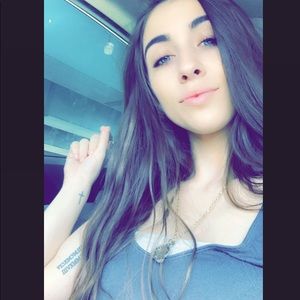 Meet your Posher, Samantha